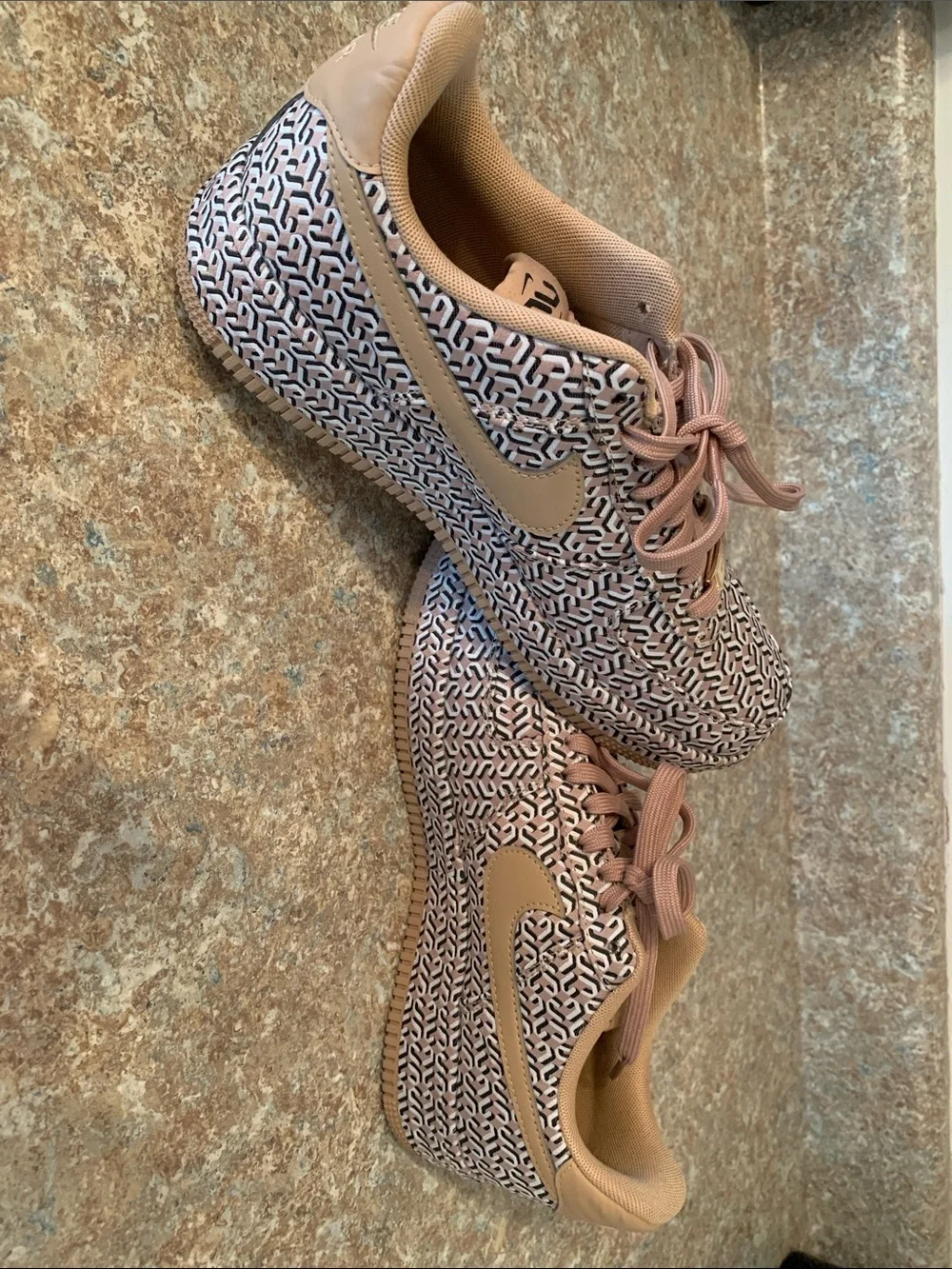 Nike Women’s Pink Tan Patterned Running Shoes